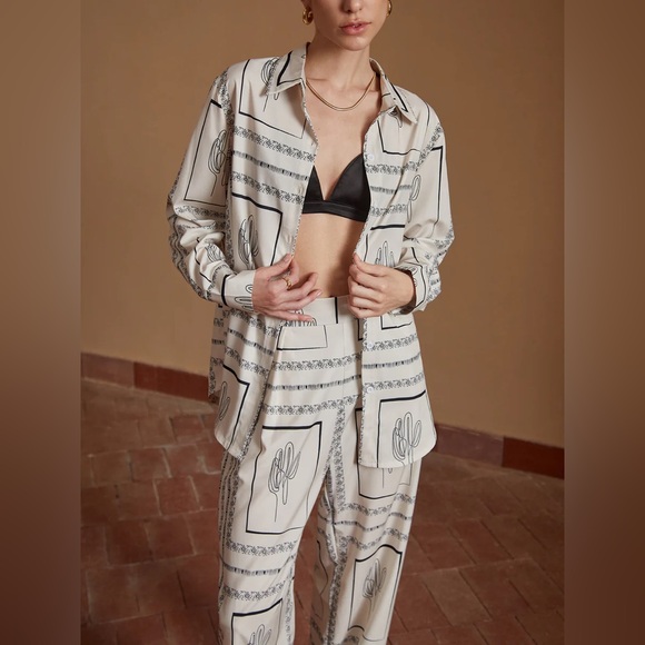 Viral 2 piece desert cactus set - Picture 13 of 13